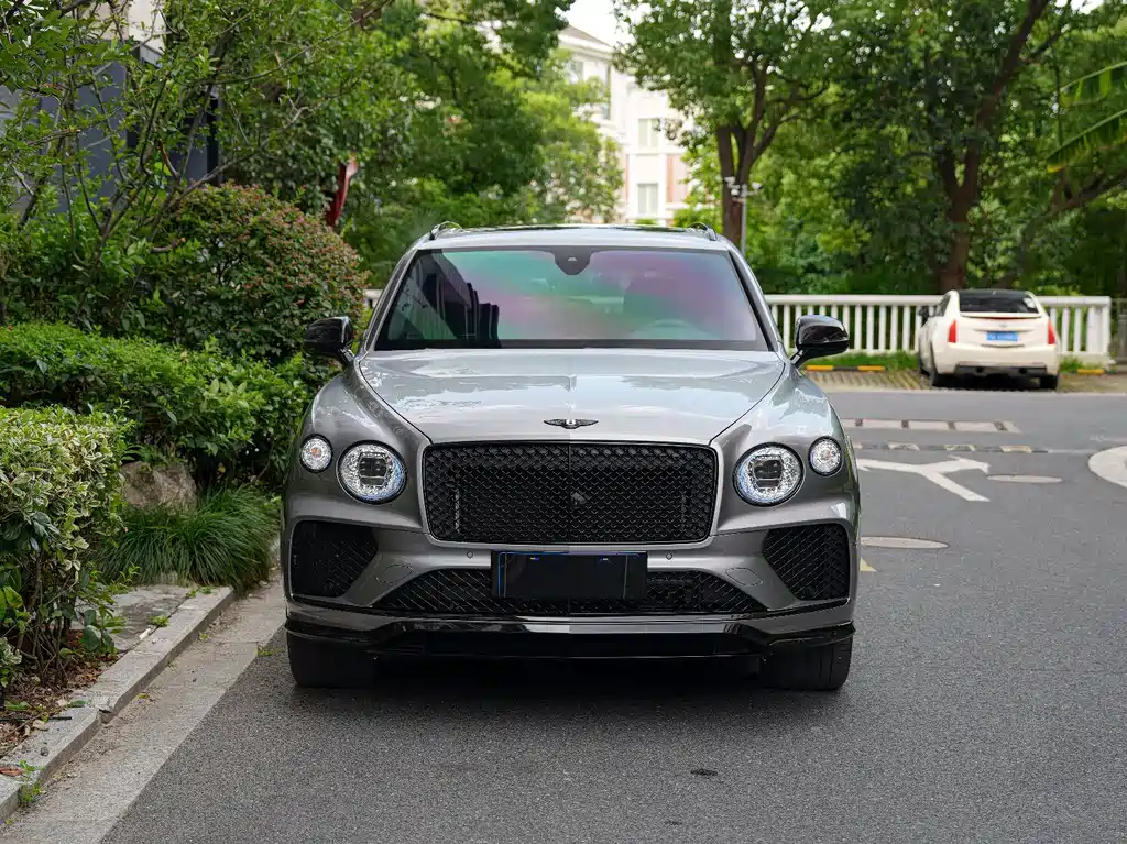 Bentley Bentayga — миниатюра 3
