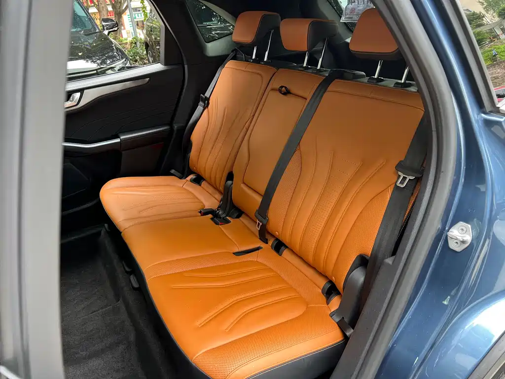 Ford Escape — миниатюра 8