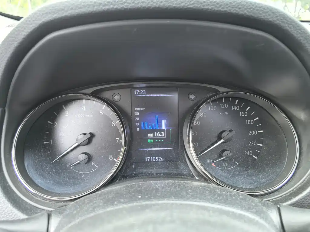 Nissan X-Trail — миниатюра 14