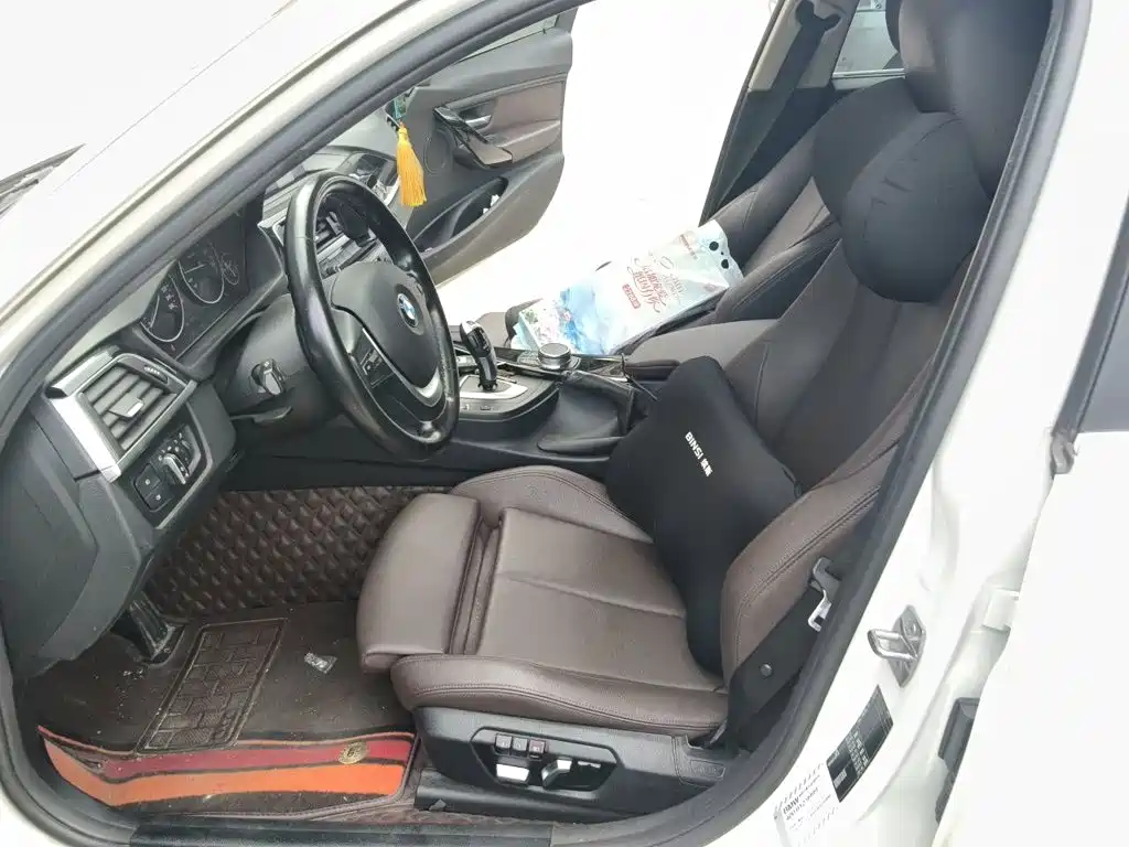 BMW 3 Series — миниатюра 8