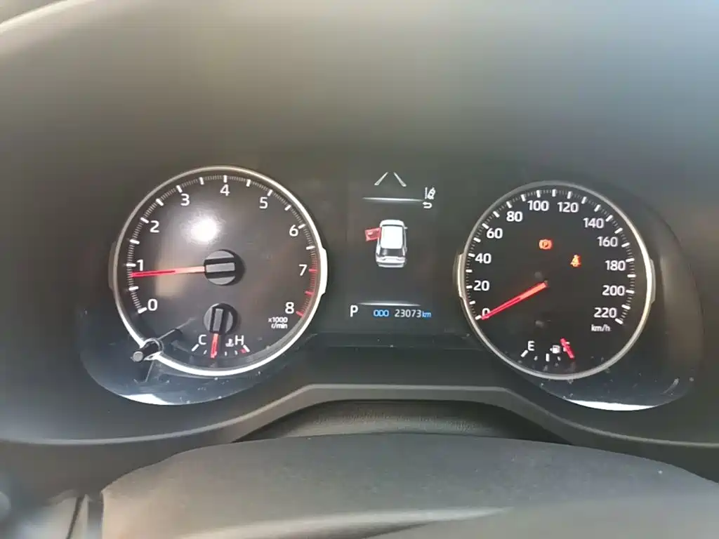 Toyota RAV4 — миниатюра 12