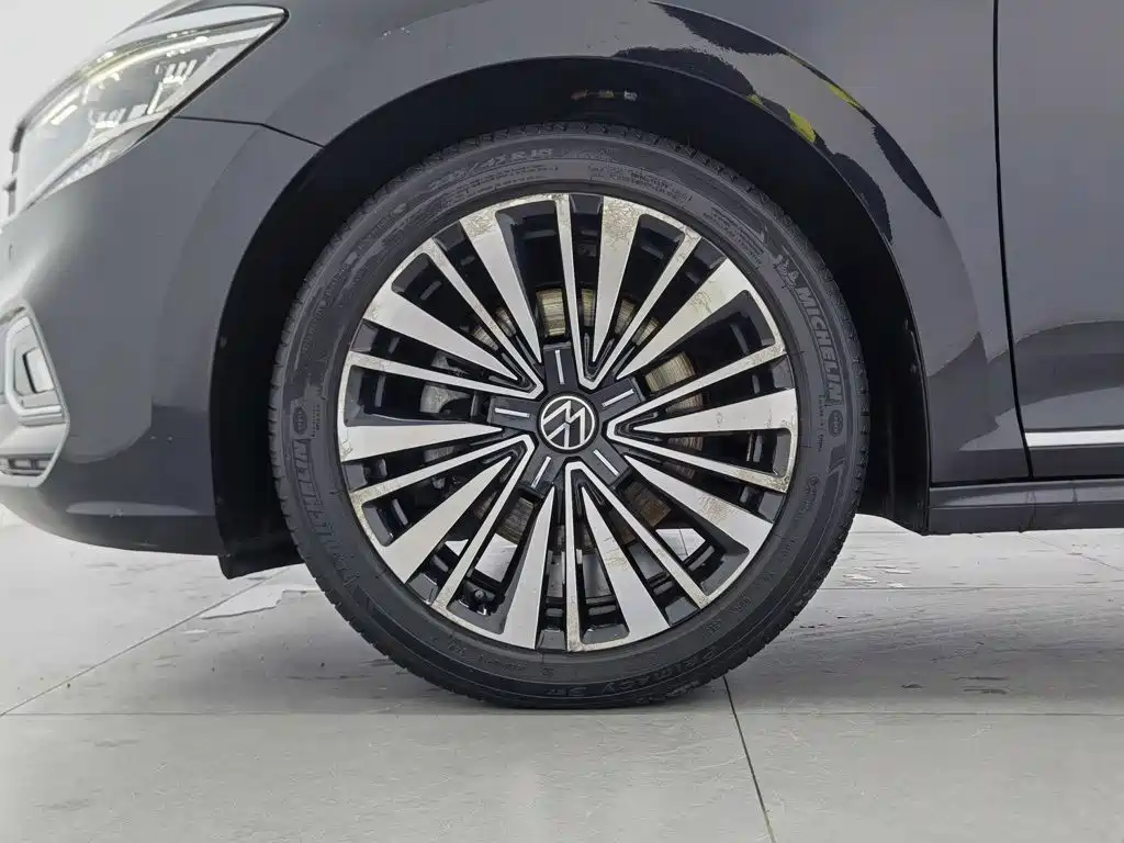 Volkswagen Passat — миниатюра 17