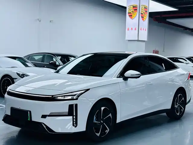 geely-galaxy galaxy-l6