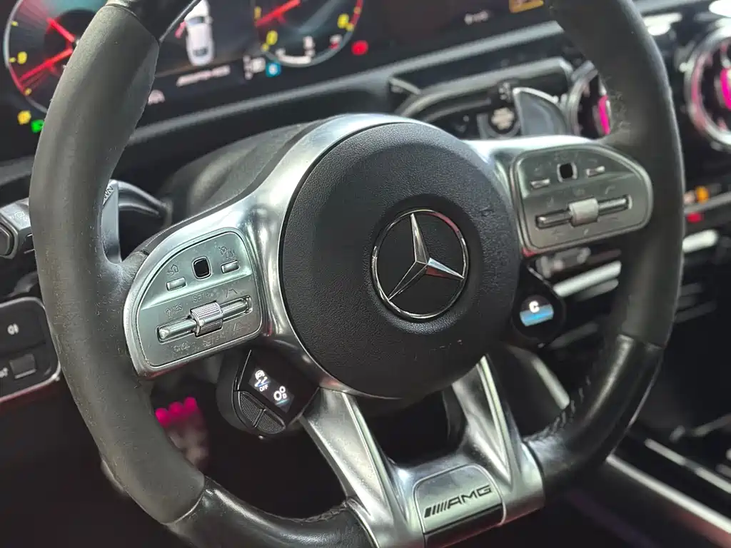 MERCEDES-BENZ CLA AMG