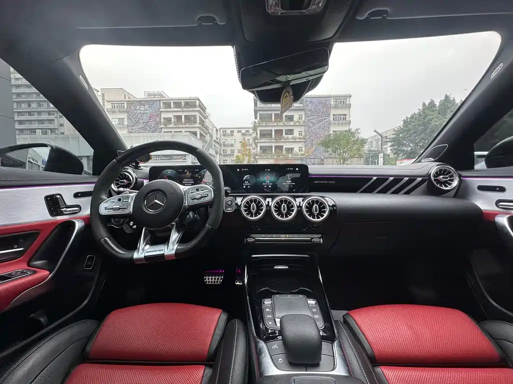 MERCEDES-BENZ CLA AMG