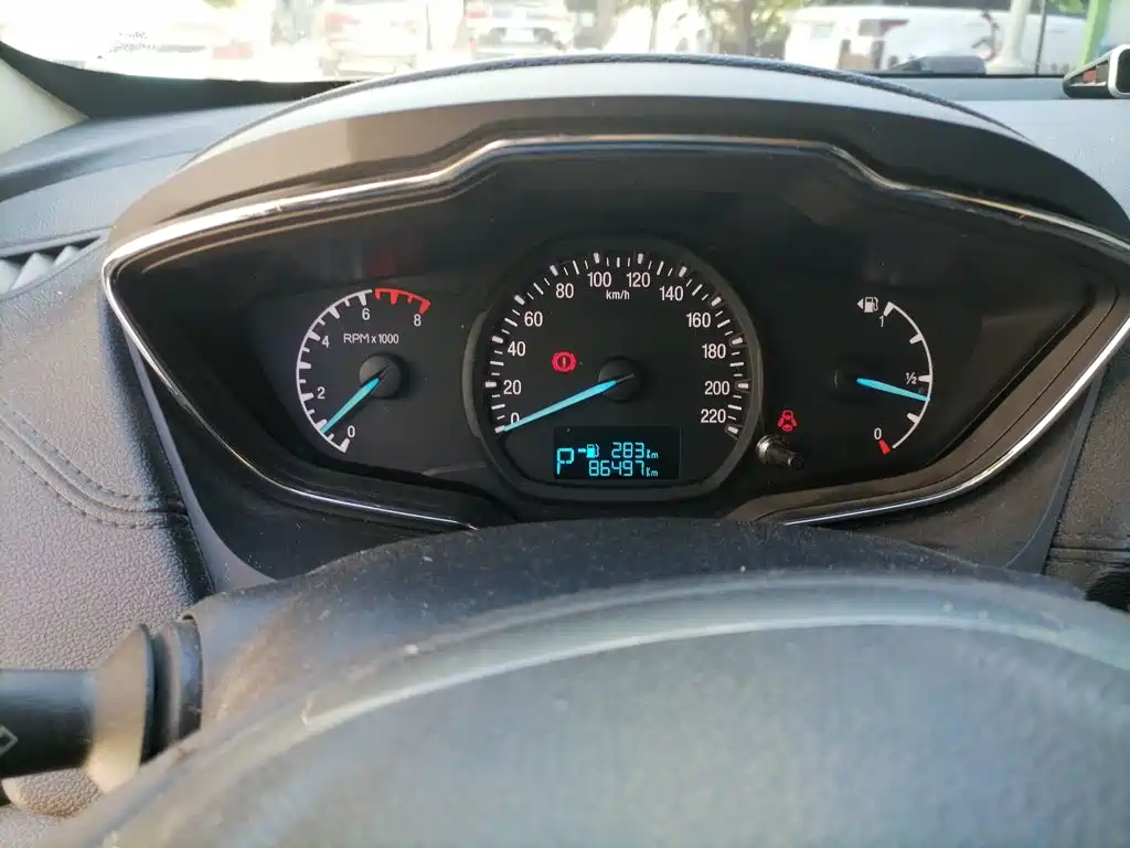 Ford Escort — миниатюра 7