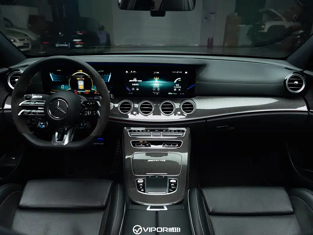 MERCEDES-BENZ E CLASS AMG