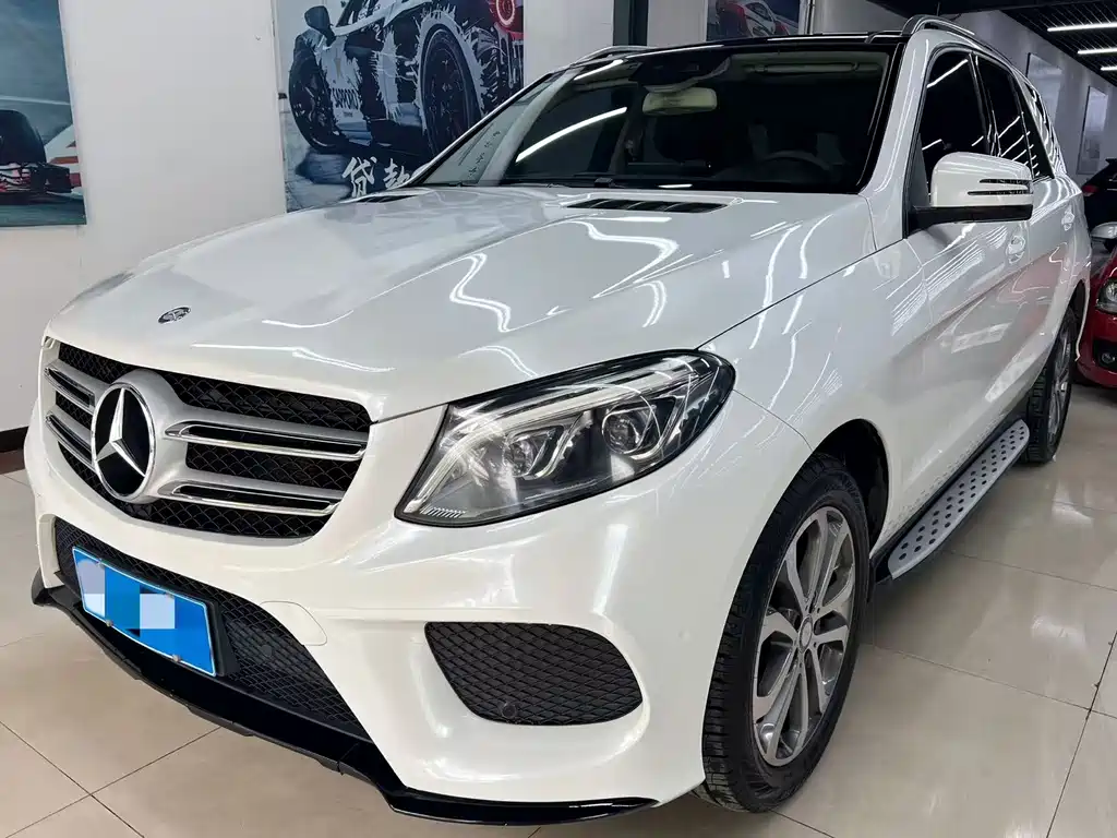 Mercedes-Benz GLE 2016