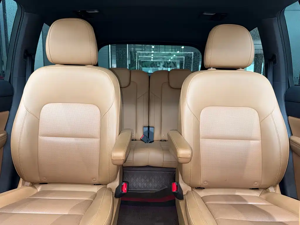Li Auto Li ONE — миниатюра 8