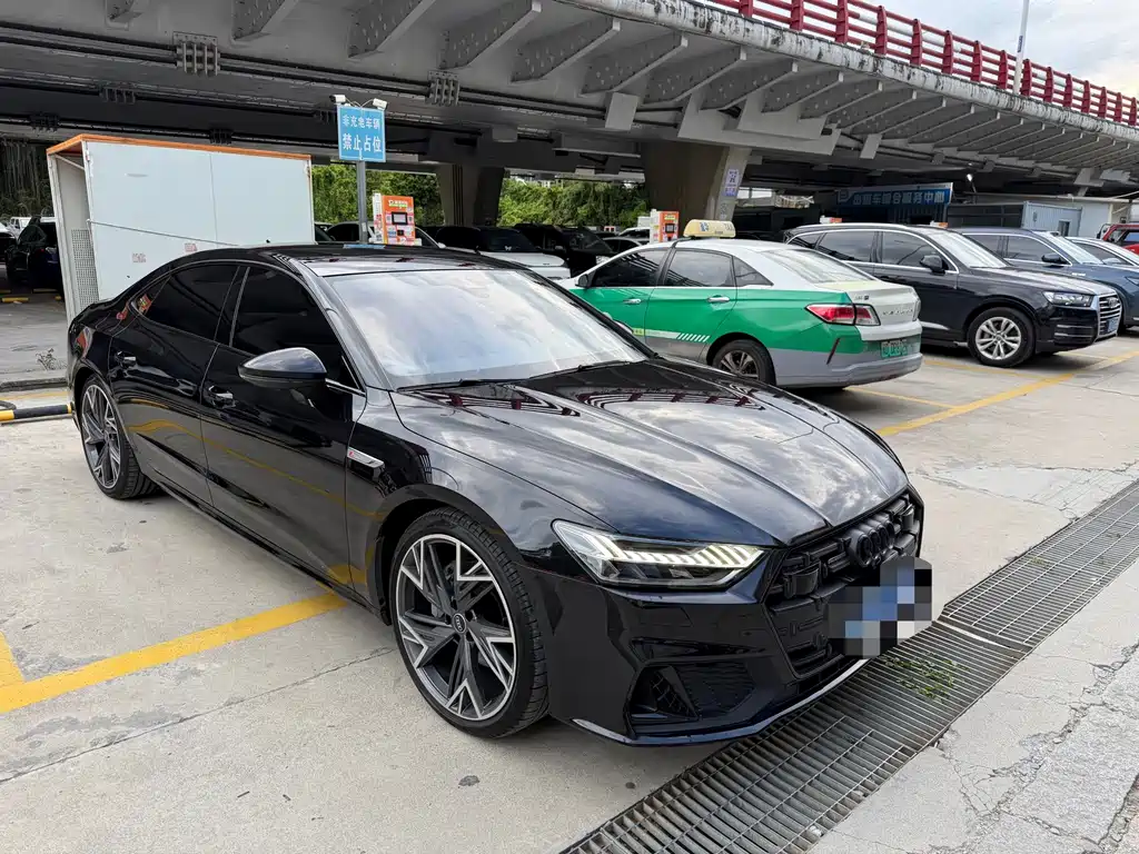 Audi A7L — миниатюра 3