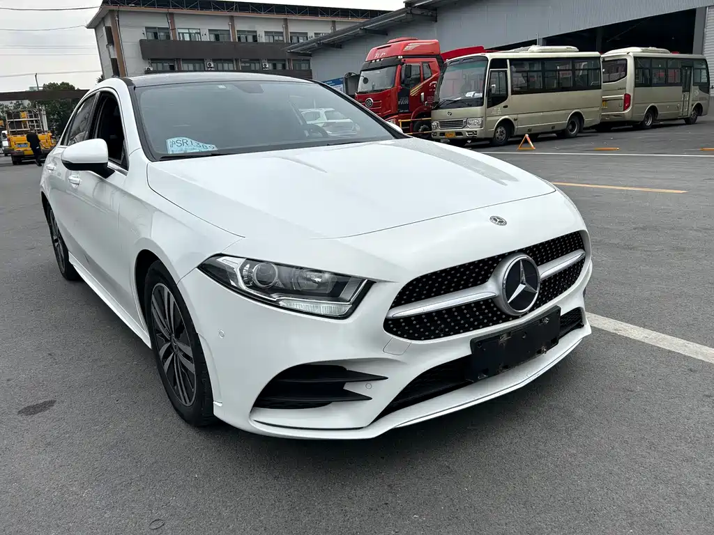 Mercedes-Benz A-Class — миниатюра 3