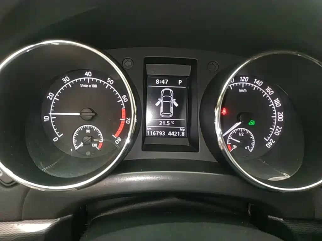 Skoda Yeti — миниатюра 12