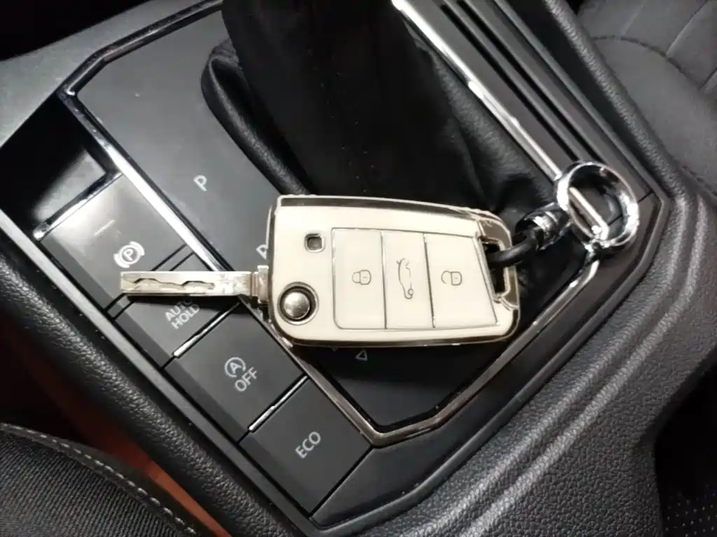 Volkswagen Lavida — миниатюра 9