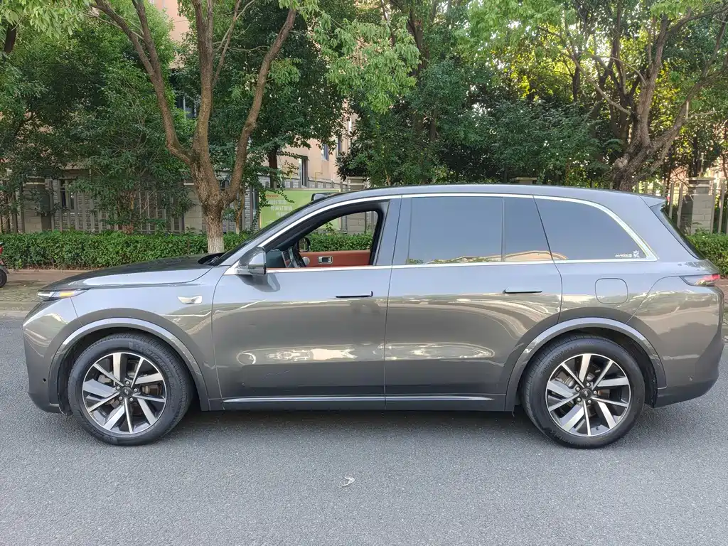 Li Auto Li L8 — миниатюра 3