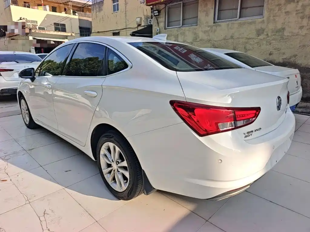 Buick Verano — миниатюра 5