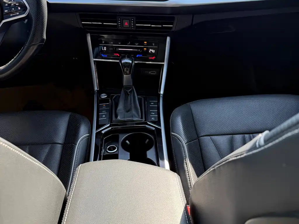 Volkswagen Passat — миниатюра 13