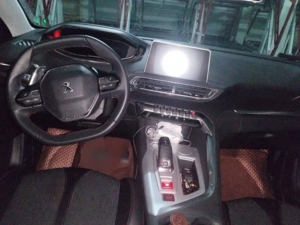 Peugeot 5008 — миниатюра 13