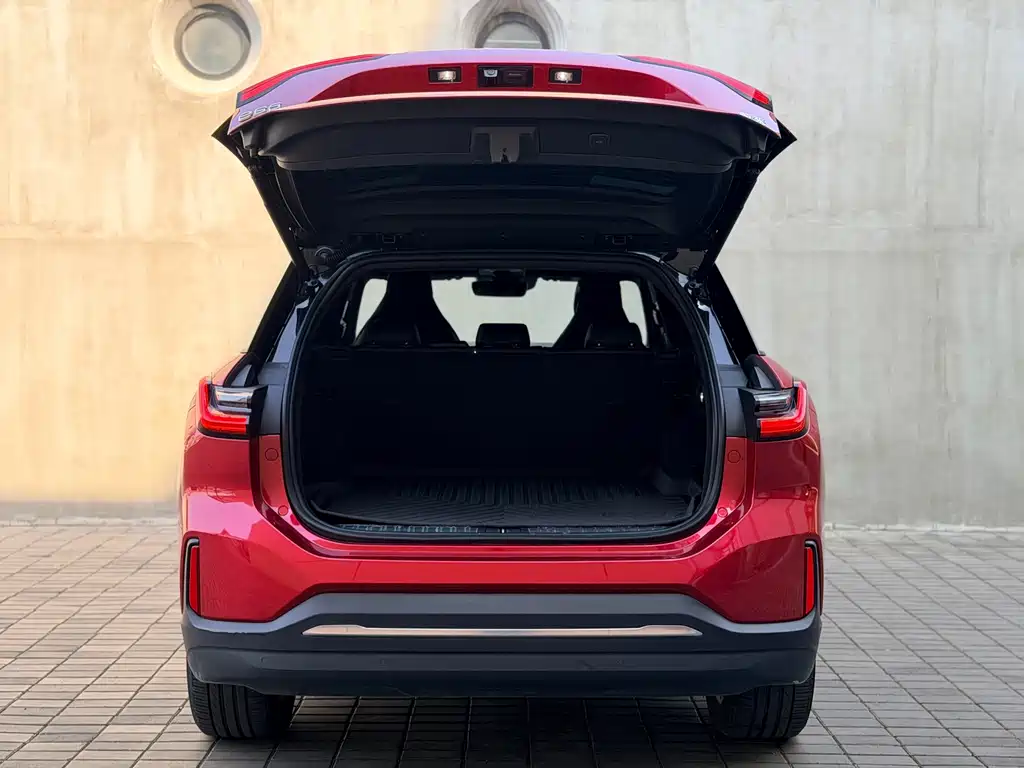 NIO ES6 — миниатюра 10