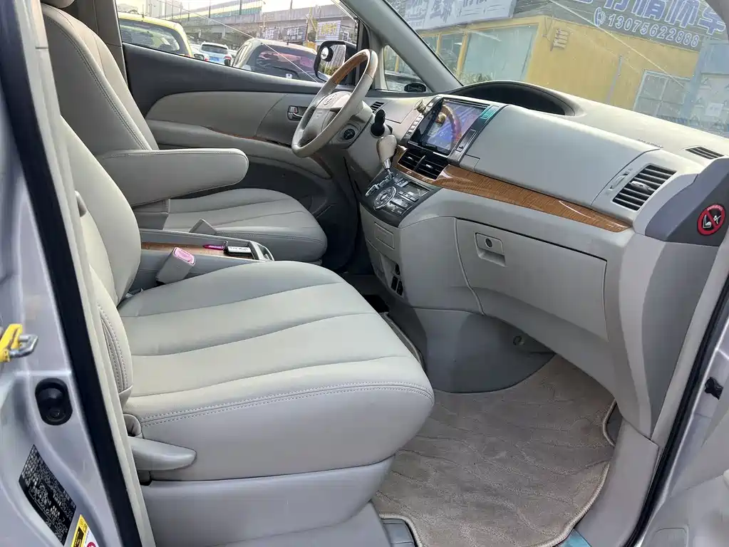 Toyota Previa 2.4L 7 seats Standard Edition, фото 11