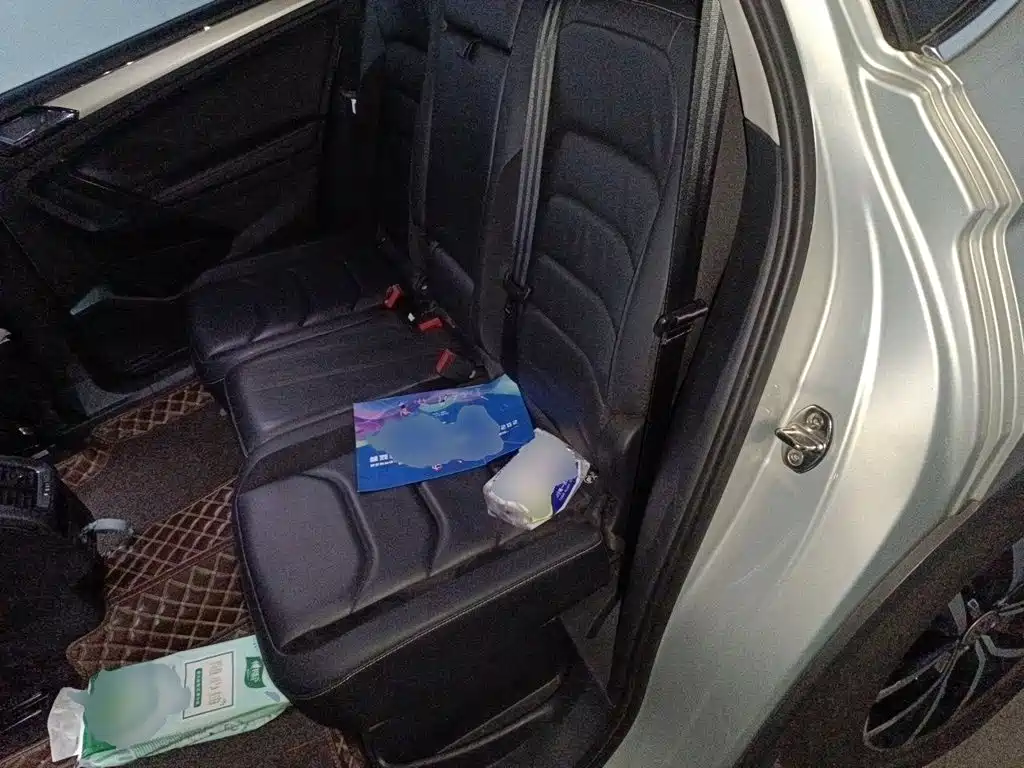 Volkswagen Tiguan L — миниатюра 15
