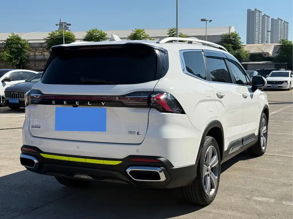 Geely Haoyue L — миниатюра 7