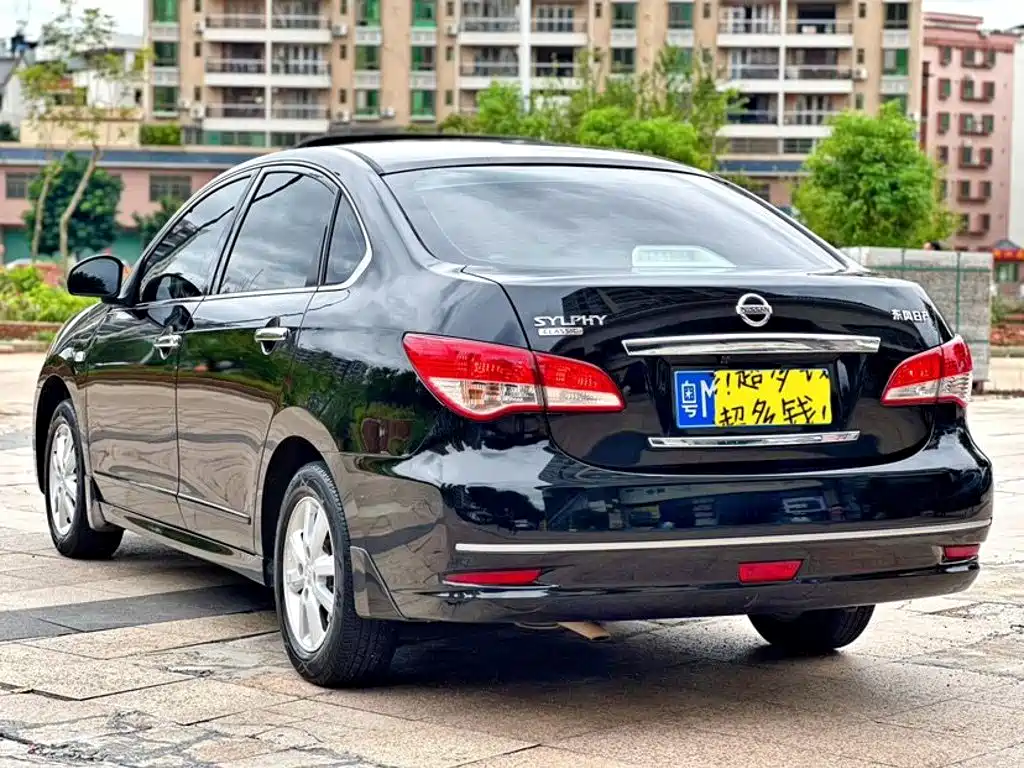 Nissan Sylphy — миниатюра 5