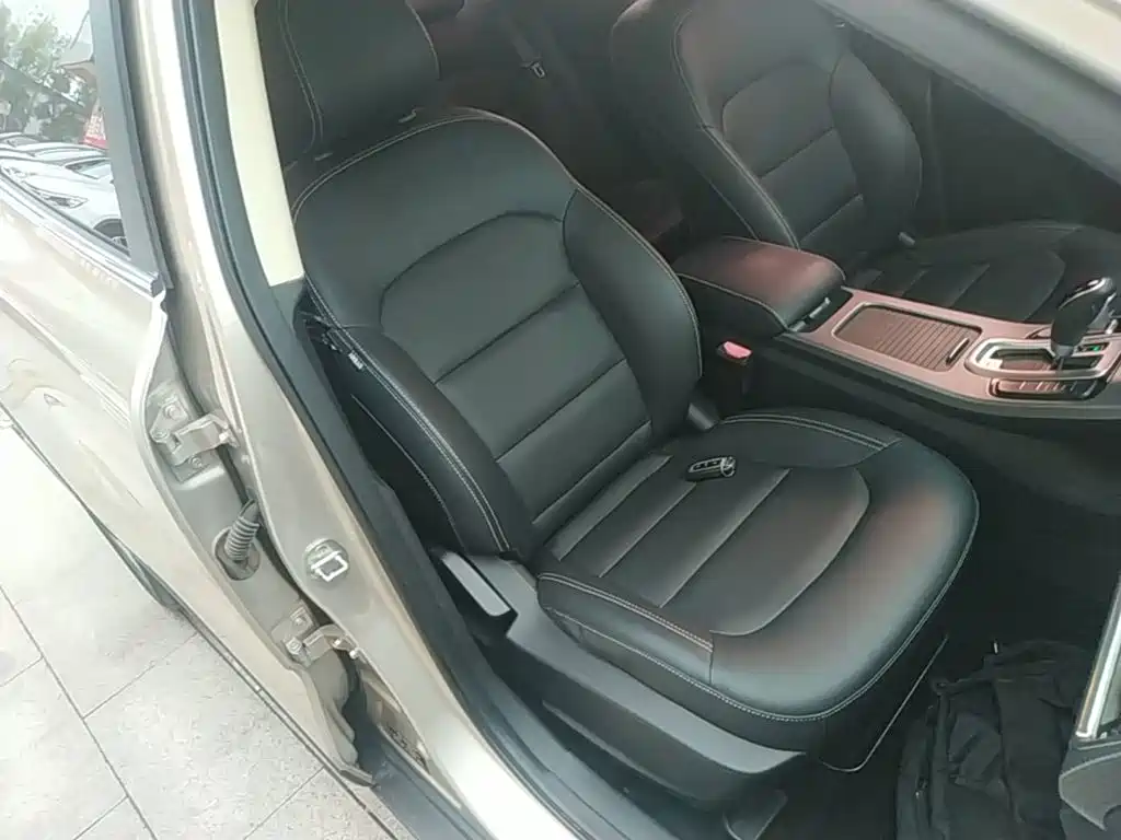 Geely Emgrand GS — миниатюра 25