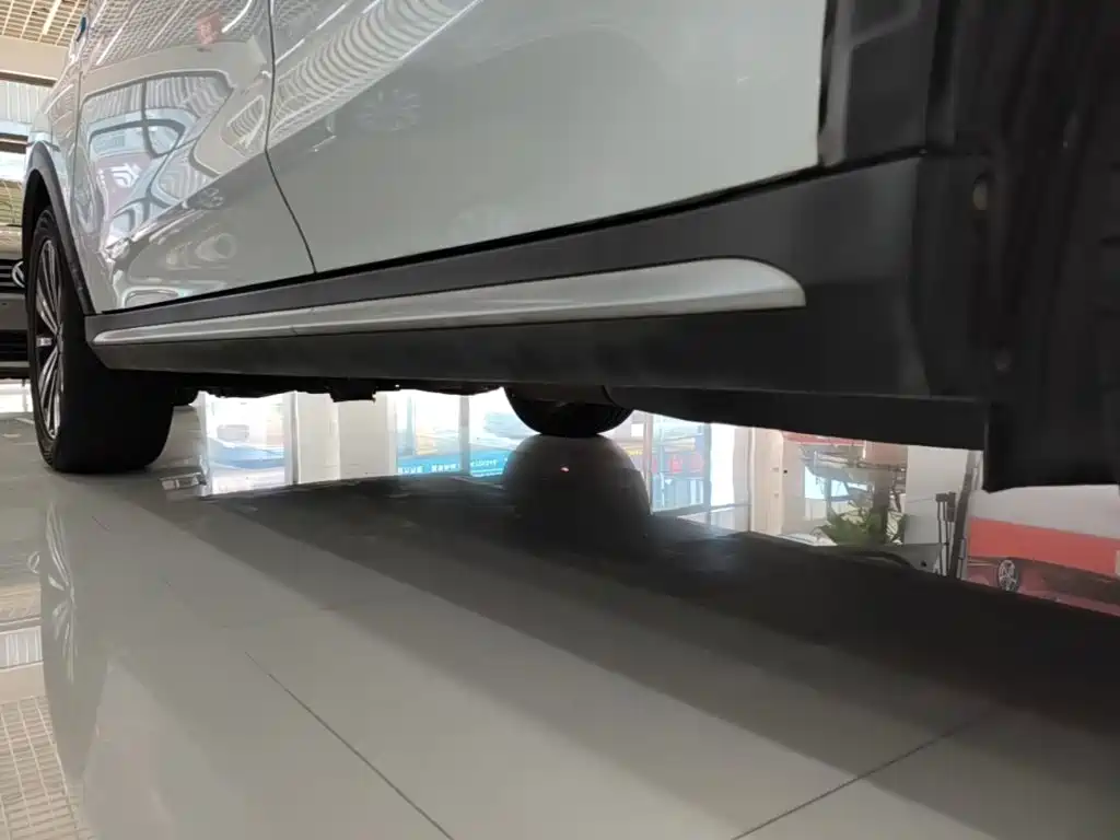 Roewe RX5 — миниатюра 22