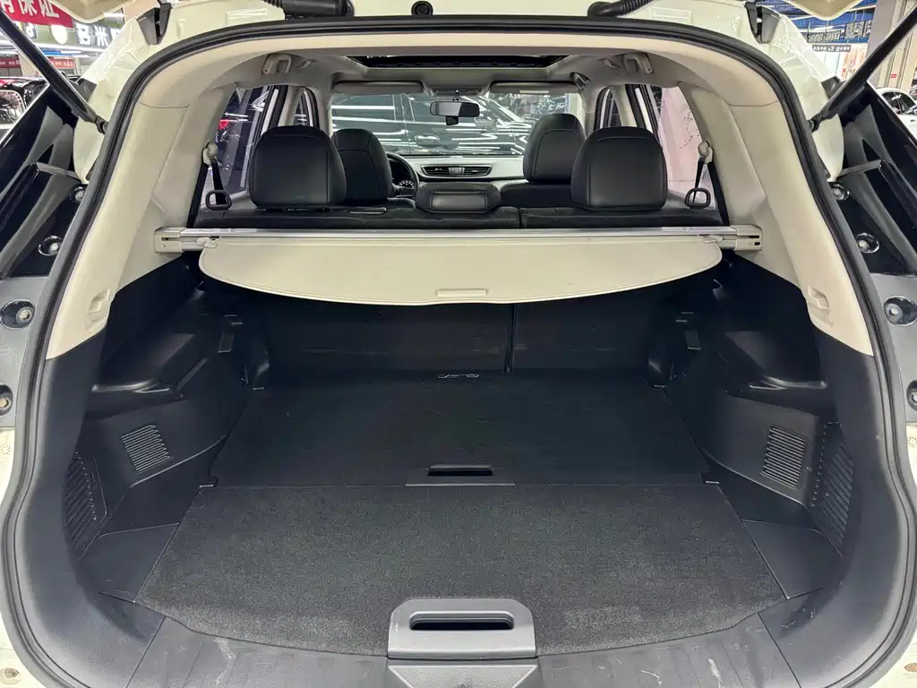 Nissan X-Trail — миниатюра 20