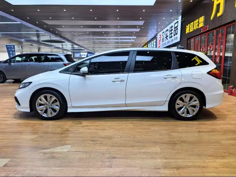 Honda Jade — миниатюра 15