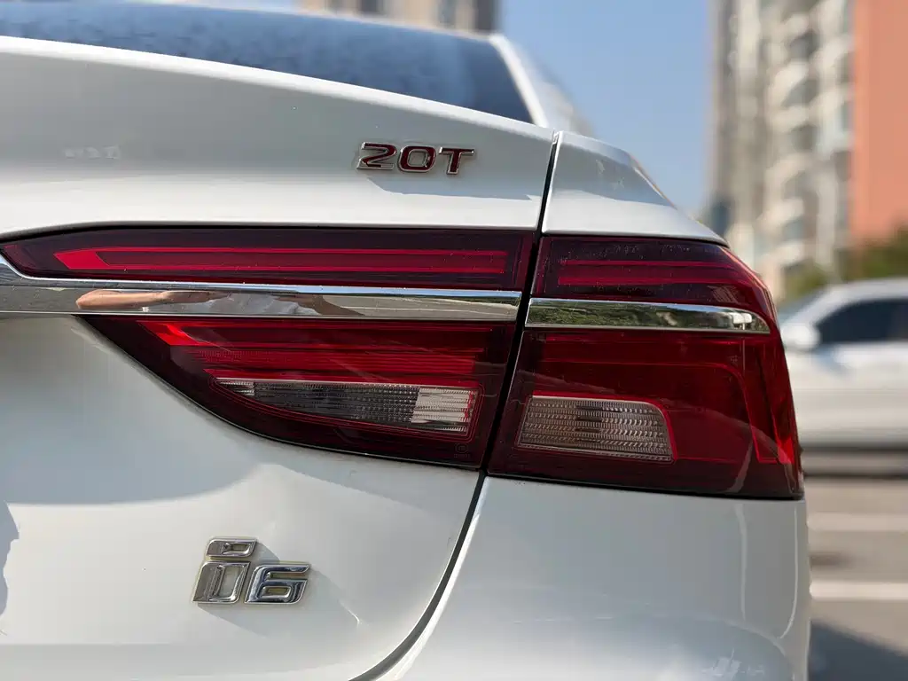 Roewe i6 Classic — миниатюра 12