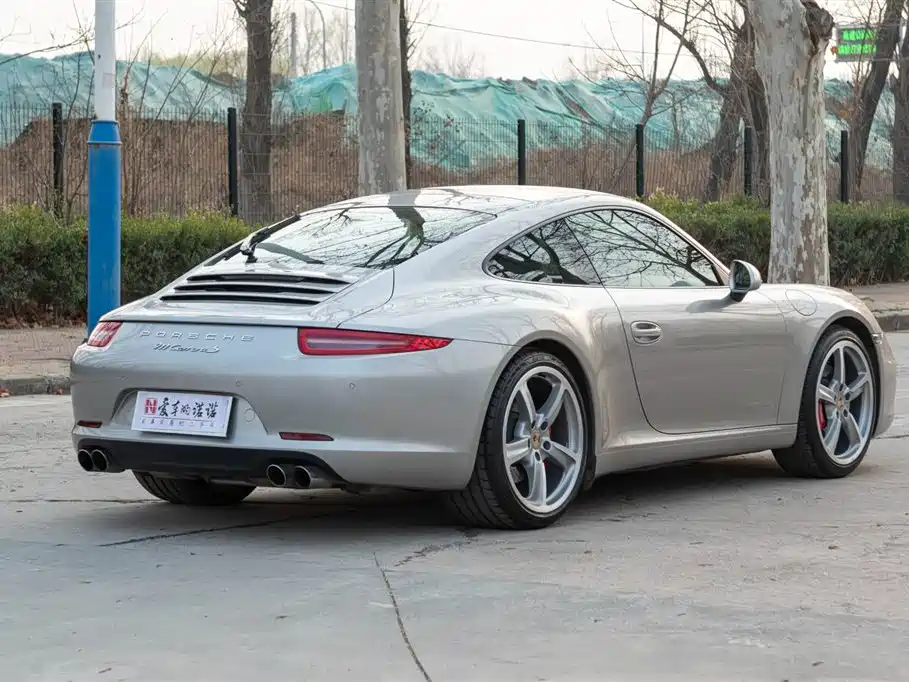 Porsche 911 2012 Carrera S 3.8L