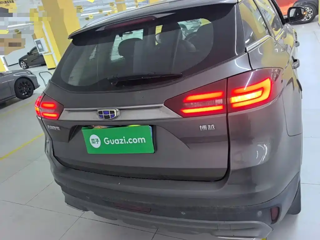 Geely Boyue — миниатюра 6