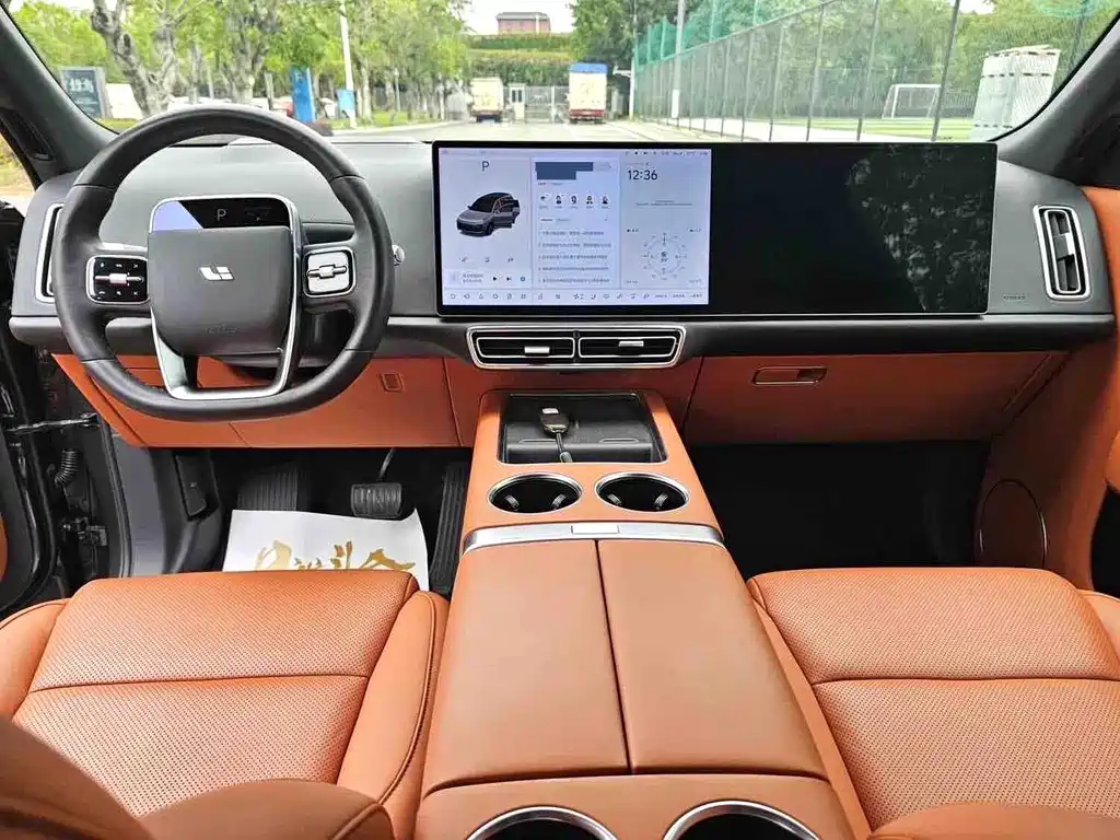 Li Auto Li L8 — миниатюра 5