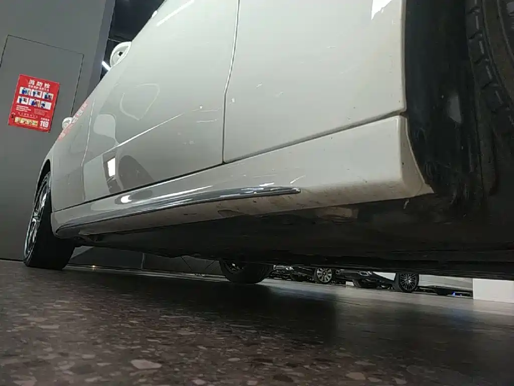 Mercedes-Benz C-Class — миниатюра 21