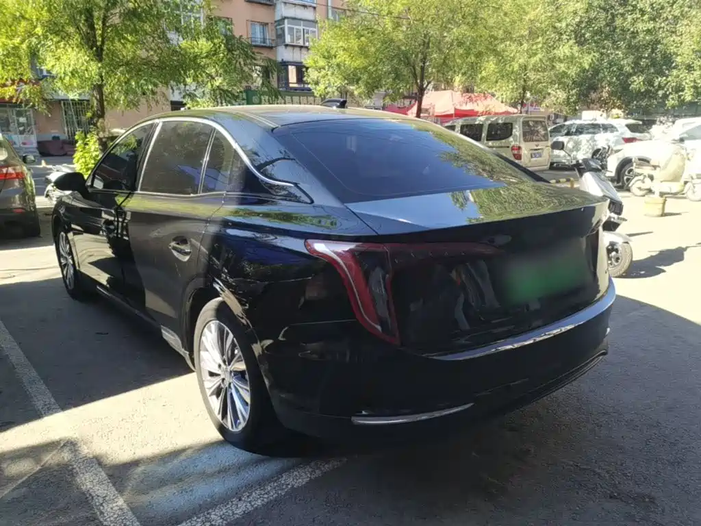Hongqi Hongqi E-QM5 — миниатюра 5