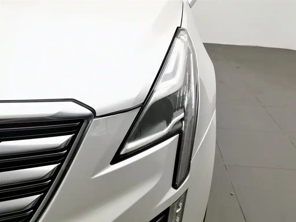 Cadillac XT5 2017 28T Luxury