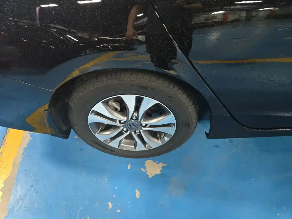 Honda Accord — миниатюра 12