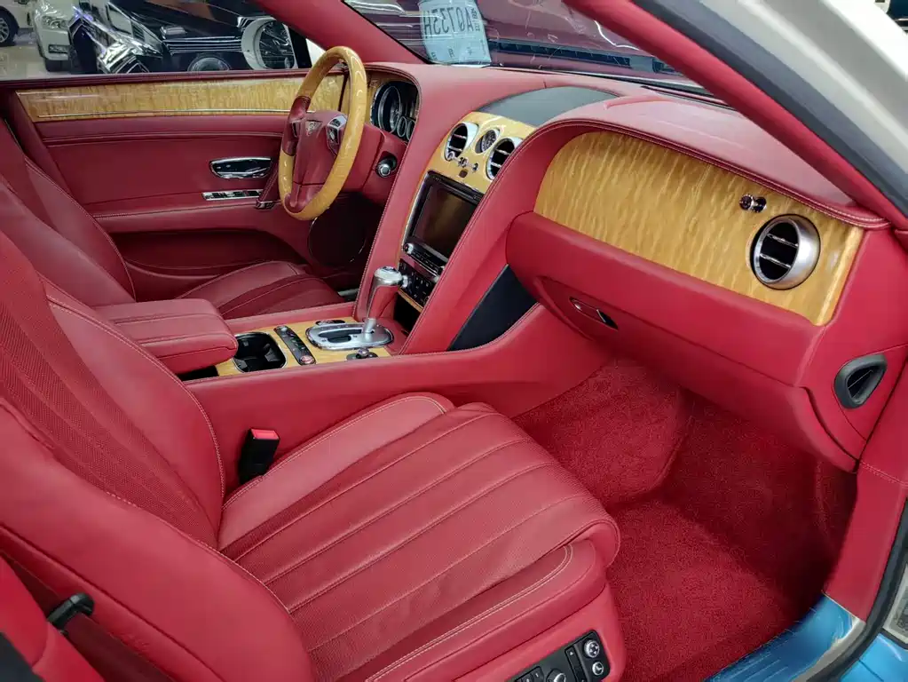 Bentley Flying Spur 2017 4.0T V8 Standard