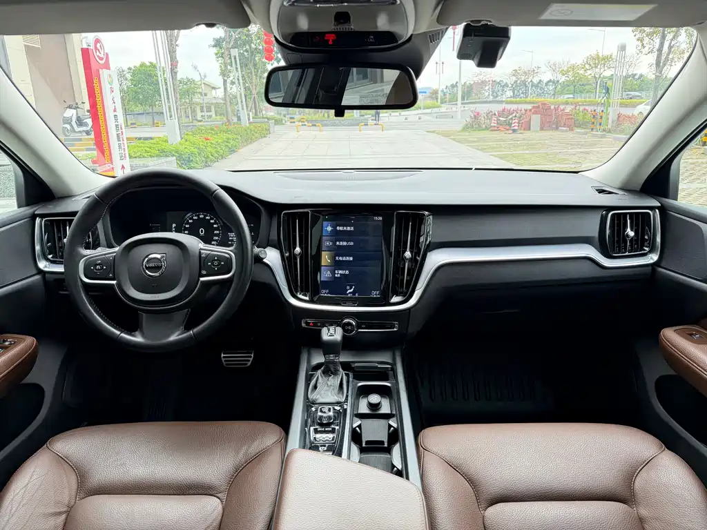 Volvo V60 2020 T4 Luxury