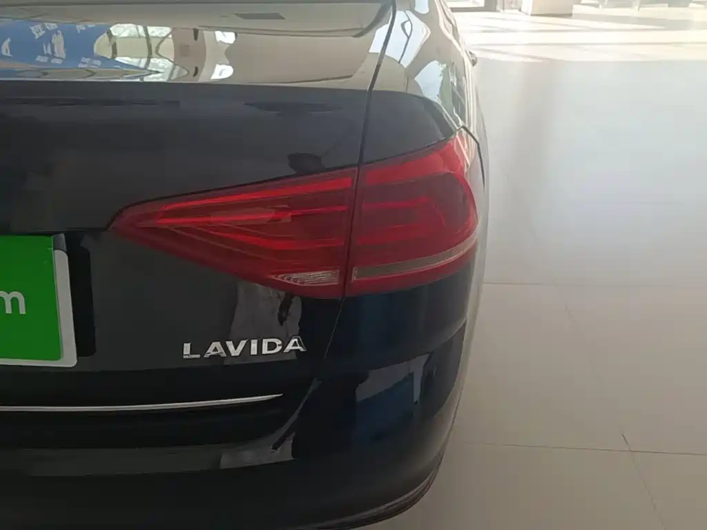 Volkswagen Lavida — миниатюра 8