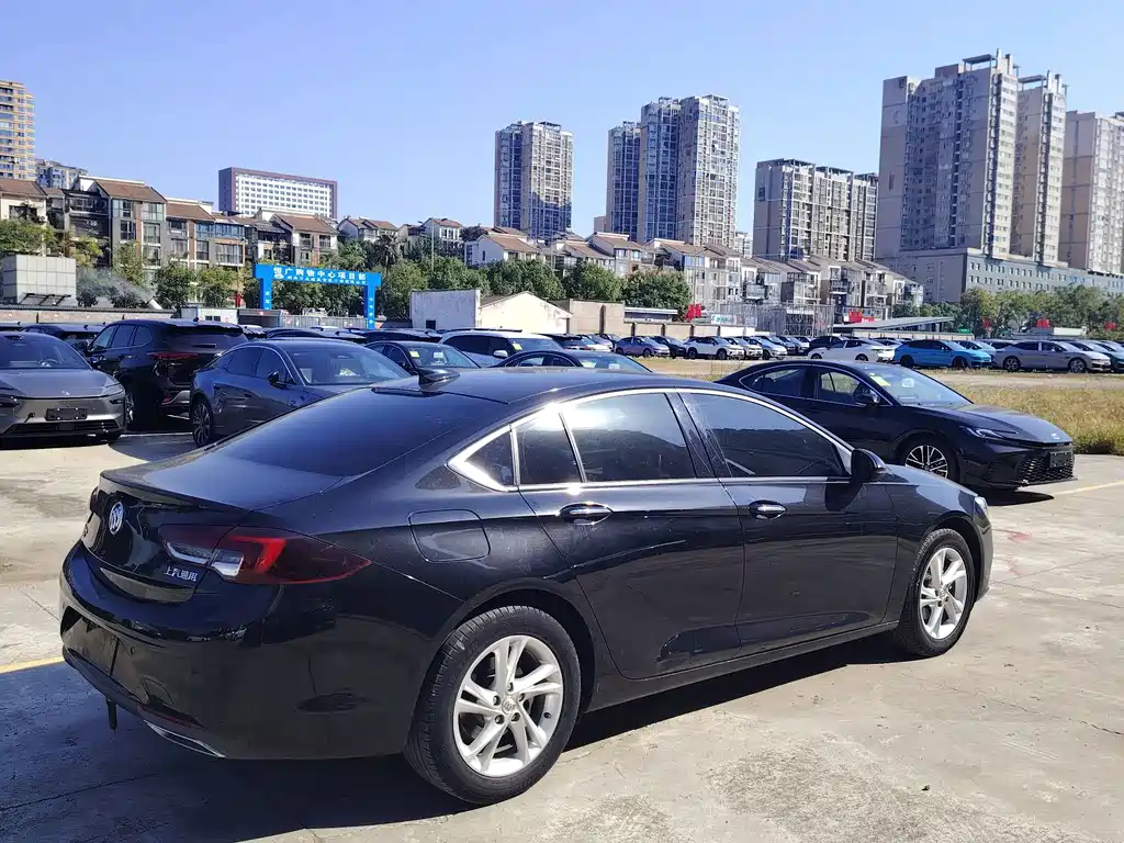 Buick Regal — миниатюра 4