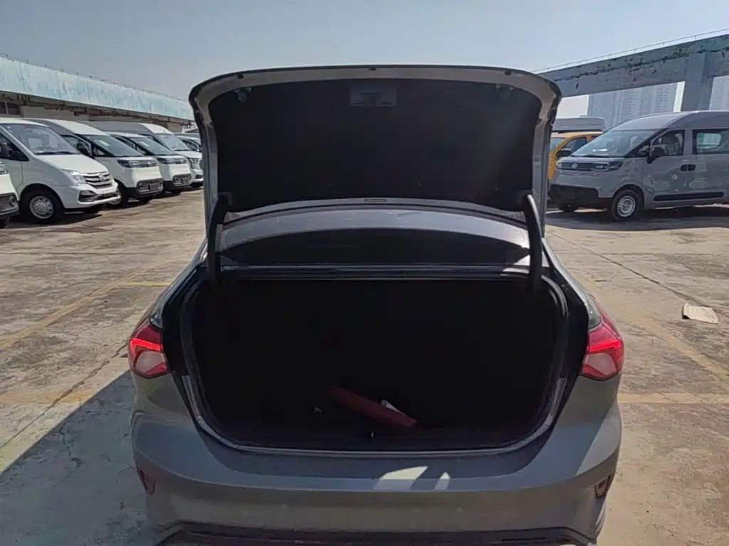 Ford Focus — миниатюра 19