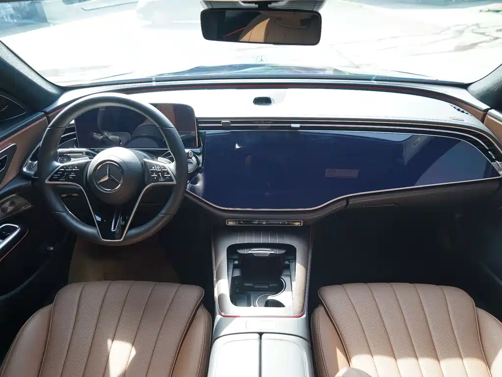 Mercedes-Benz E-Class E 2024 E 300 L Luxury