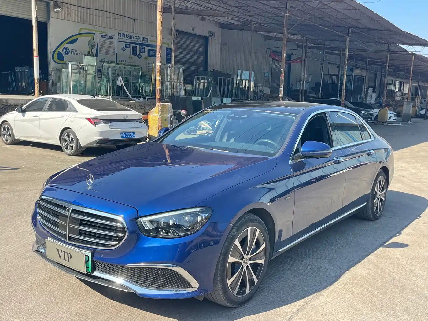 奔驰E级新能源 2021款 E 350 e L 插电式混合动力轿车 2021