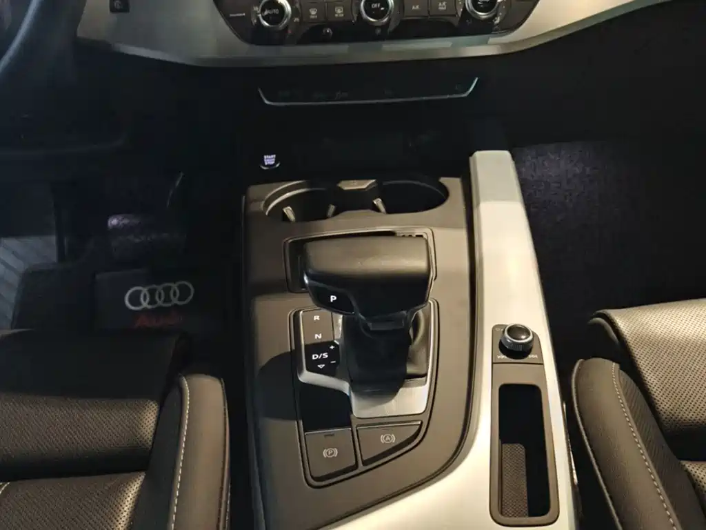 Audi A4L — миниатюра 9
