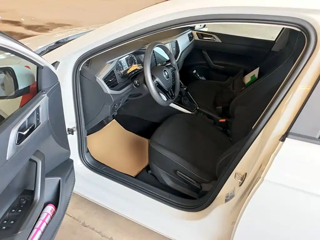 Volkswagen Polo — миниатюра 16