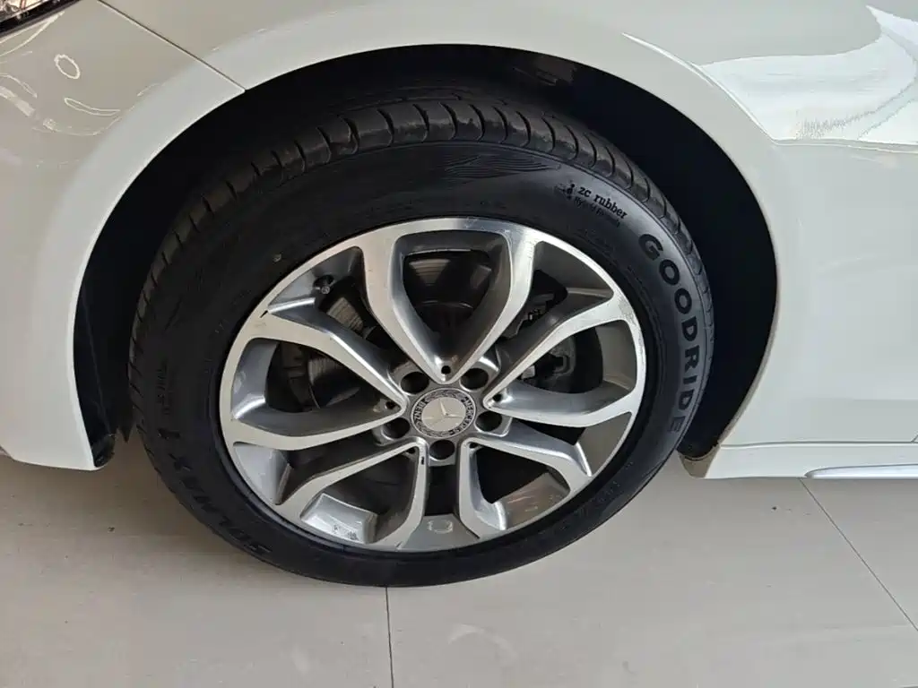 Mercedes-Benz C-Class — миниатюра 23