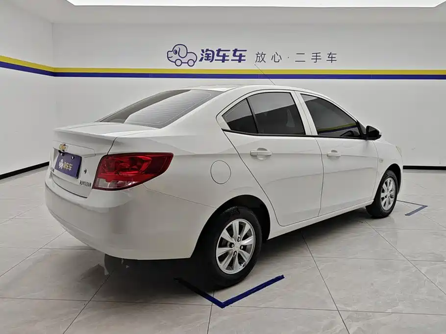 Chevrolet Sail — миниатюра 3