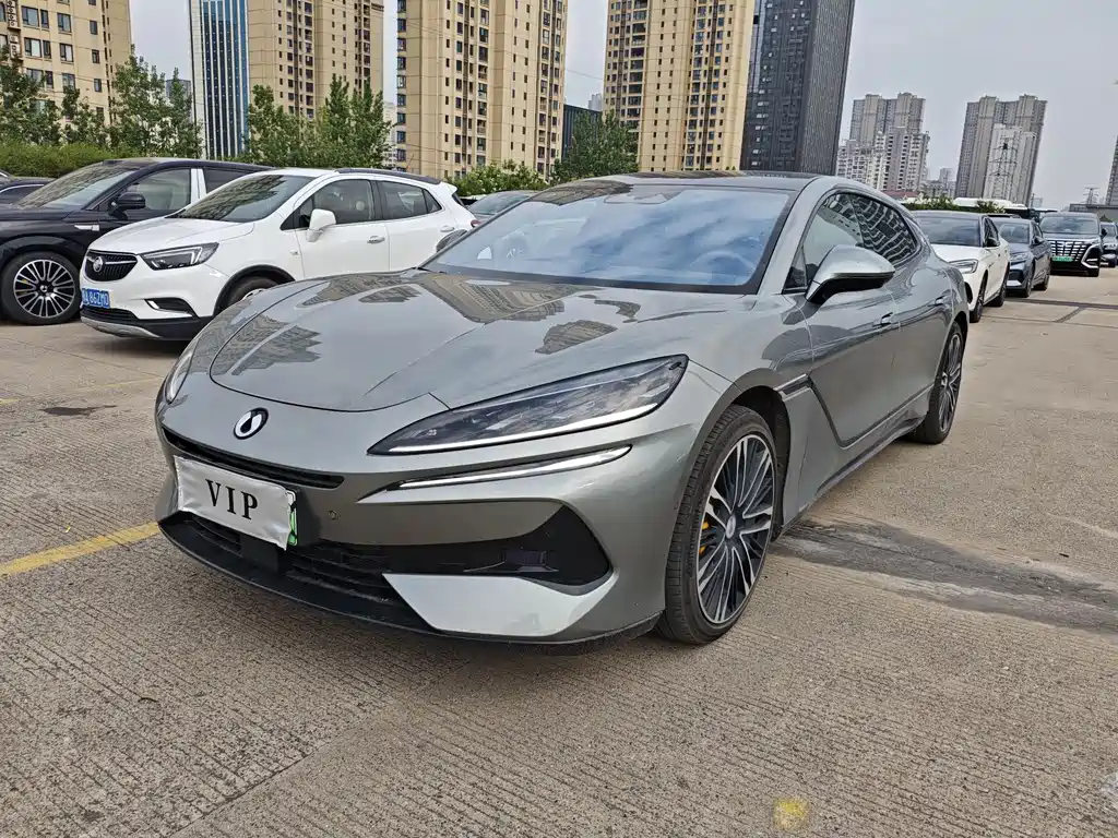 Denza Denza Z9GT 2024